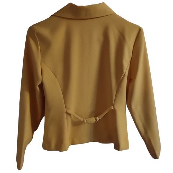 Ladies Yellow Blazer - Picture 2 of 5